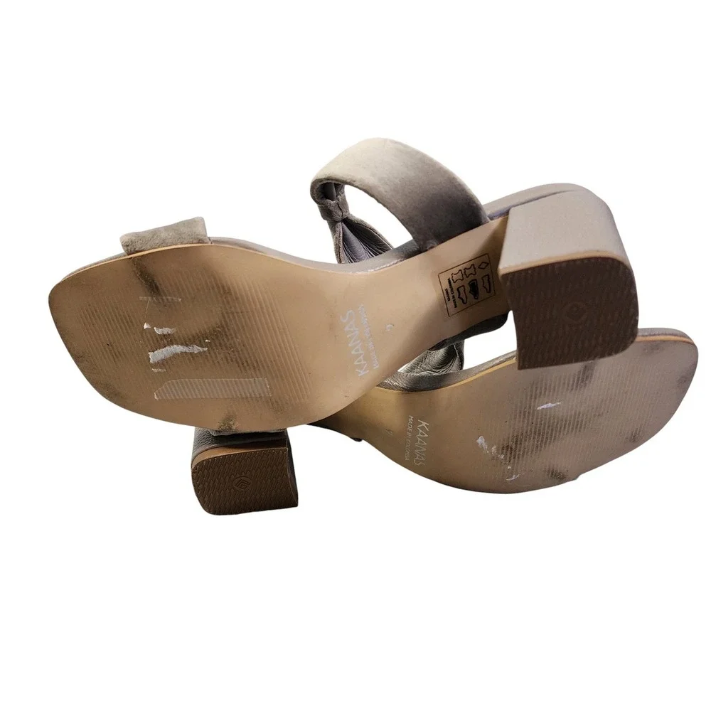 KAANAS Womens Gramercy Velvet Bow Heel Size 9 Taupe Gray‎ Girlhoodcore Flirty
